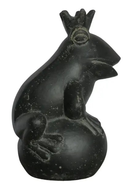 Artikelbild 5 des Artikels “Frog Prince sitting on ball, approx. 30cm height, cast stone, hollow, handcrafted & coloured “